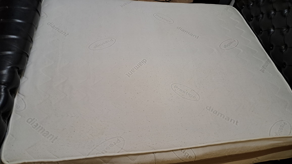 curatat saltele oradea, spalat saltea oradea, curatare saltea oradea, spalare auto oradea, curățare saltele profesionale, spălătorie auto Oradea